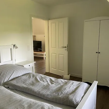 Reetdachhaus Ruexbuell Apartment