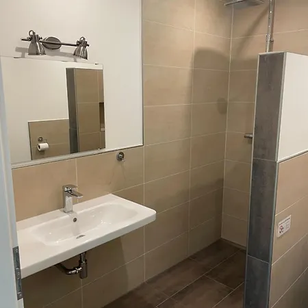 Reetdachhaus Ruexbuell Vollerwiek